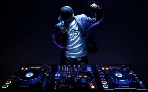 Show DJ - JOB in Mombasa
