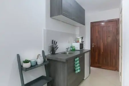 Discover Tranquil Luxury: Entire Condo in Mombasa, Kenya - Ideal for 2 Guests, 1 Bedroom, 1 Bed, 1 Bath, and a Host of Amenities!