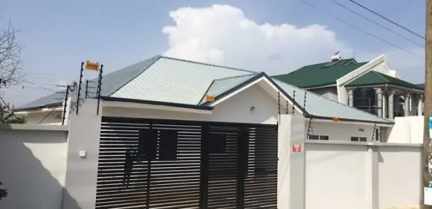 Eco-Friendly Mansion Villa in Mtwapa - Private Pool & Garden Oasis